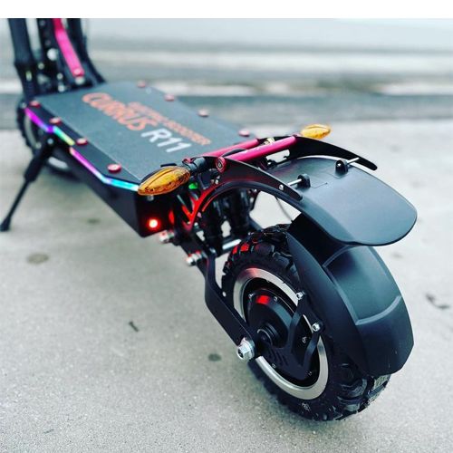 ЭЛЕКТРОСАМОКАТ Currus R12 PRO 2022 года